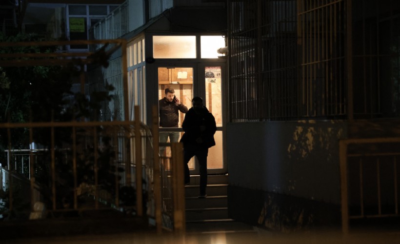 İzmir'de aile içi dehşet: Oğlunu bıçaklayarak öldürdü!