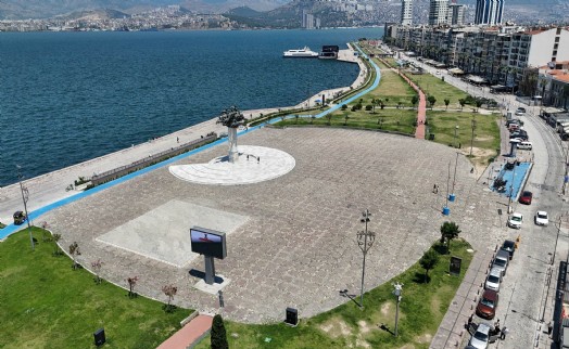 İzmir'de bayram sessizliği... Kordon boş kaldı!