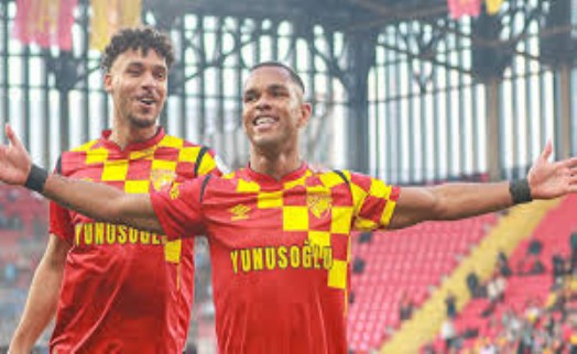 Juan Göztepe'de çok mutlu