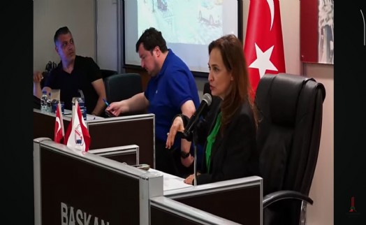 Karşıyaka Meclisi’nde kesin hesap ve 'taşkın haciz' tartışması