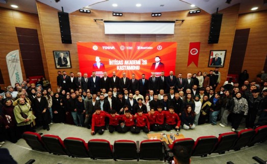 Kasapoğlu: AK Parti gençlik hareketidir