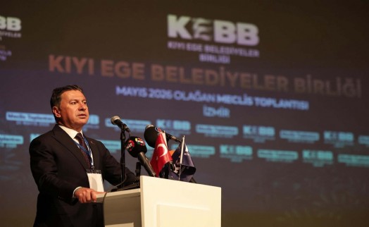 Kıyı Belediyeler Birliği Başkanlığı'na yeniden Ahmet Aras seçildi