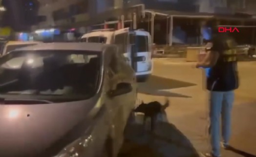Marmaris'te otomobilde uyuşturucu ele geçirildi; 4 tutuklama