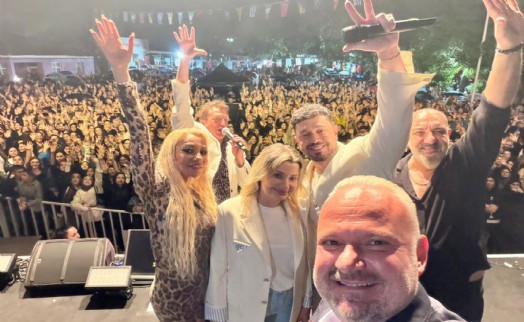 Menemen'de festival coşkusu yağmur dinlemedi