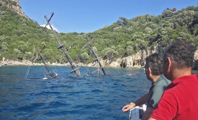 Muğla'da tur teknesi battı faciadan dönüldü
