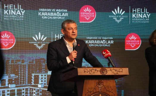 Özel'den İzmir'de ‘kentsel dönüşüm' çıkışı: Belediyelere tam yetki verilmeli!