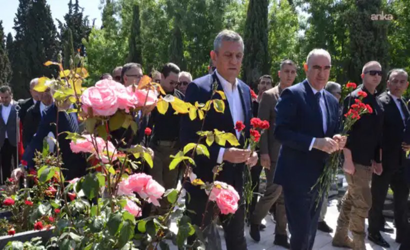 Özgür Özel, Soma'da yaşamını yitiren madencilerin anma törenine katıldı