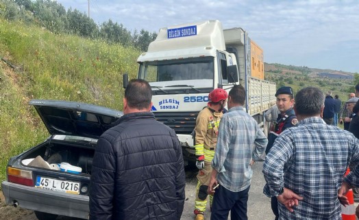 Salihli'de kahreden kaza: Eşini kaybetti, kendisi ağır yaralandı