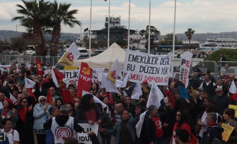 TKP'den 1 Mayıs mitingi: 'İşçilerin cici maskesi takmış düşmanları!'