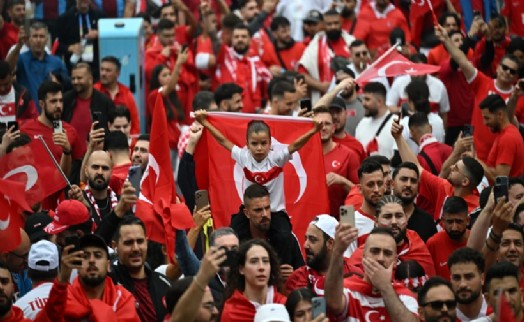 Filenin Efeleri Belçika'yı eze eze yendi: 3-0