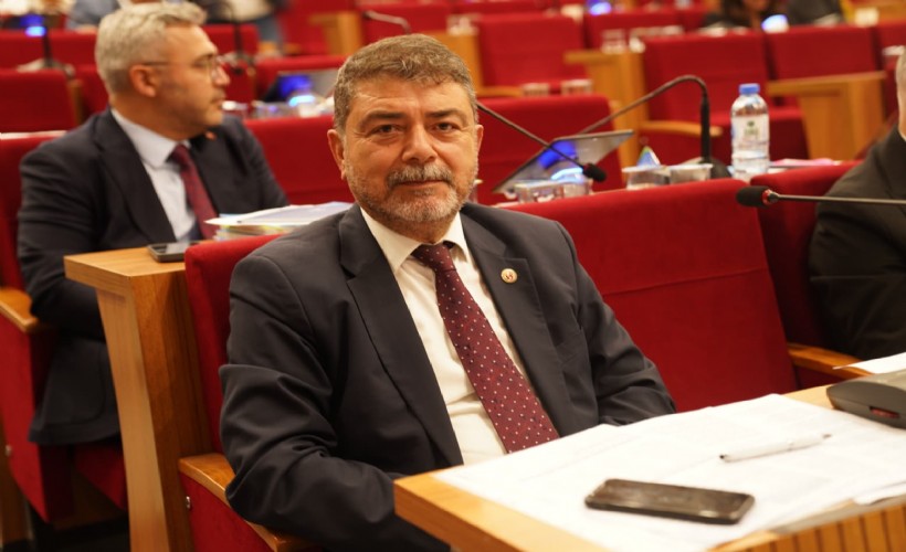 AK Parti Grup Sözcüsü Atmaca’dan üst geçit ihalesine tepki