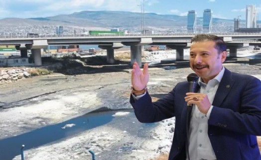 AK Partili Kaya'dan 'Meles' tepkisi: 'Koku sadece çamurun kokusu değil; ihmalin ve plansızlığın kokusudur'
