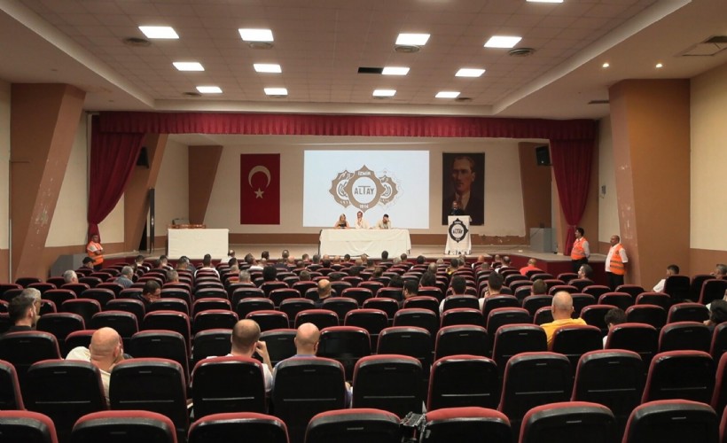 Altay'da kongre belirsizliği sürüyor