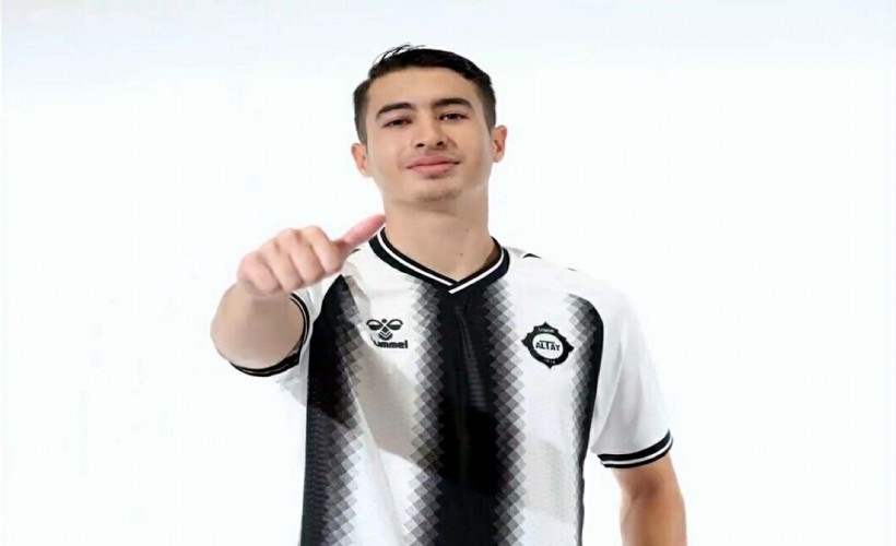 Altay'ın aklı yine Yunus Efe'de