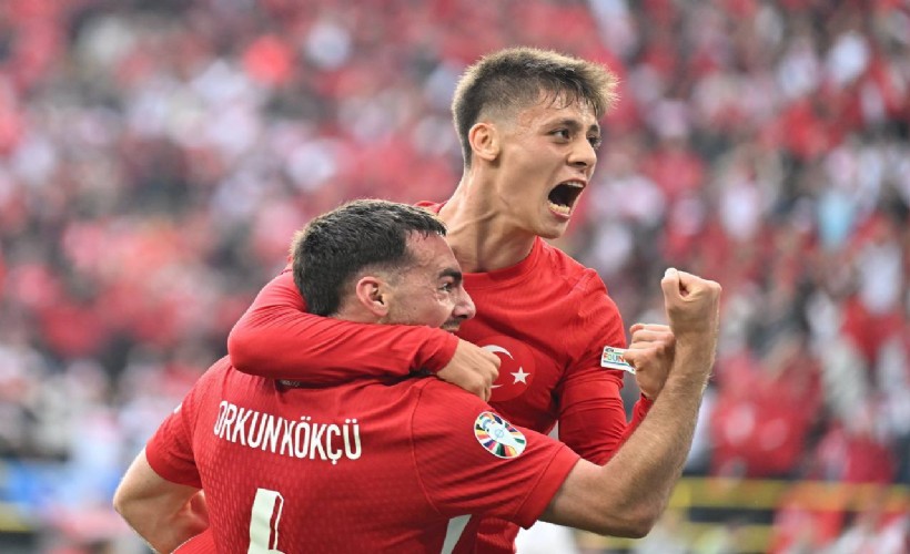 Balçova’da milli heyecan dev ekrana taşınıyor