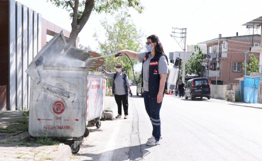 Bayraklı'da yaz boyunca ilaçlama seferberliği