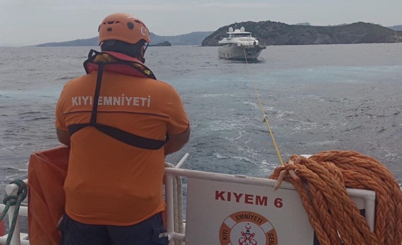 Bodrum'da sürüklenen tekne kurtarıldı