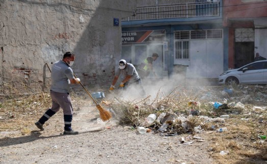 Bornova'da temizlik seferberliği