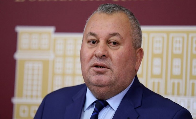Bu mesaj yeni partinin sinyali mi? Cemal Enginyurt'tan çok konuşulacak paylaşım!
