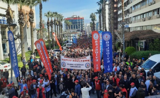 Büyükşehir'de yeni TİS krizi: Belediye-İş sahaya iniyor!