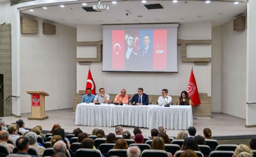 CHP Bornova'dan birlik mesajı: 'Cumhuriyet Halk Partisi geri adım atmayacak'
