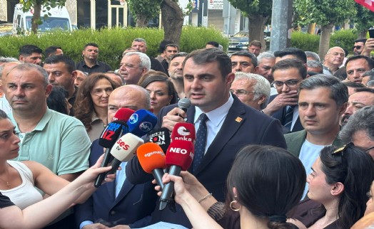 Çağatay Güç'ten çarpıcı ‘il binası' açıklaması: Onları orada yalnızlıklarıyla baş başa bıraktık!