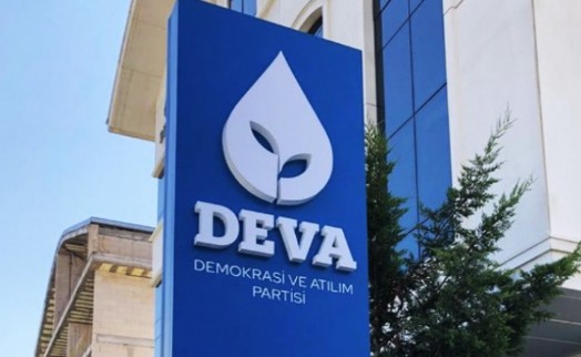 DEVA Partisi İzmir’de flaş istifa!