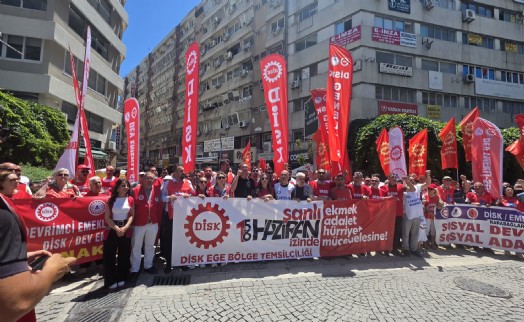 DİSK Ege 15-16 Haziran'ı unutmadı: Cumhuriyet ve Demokrasi İşçi Sınıfının Kırmızı Çizgisidir