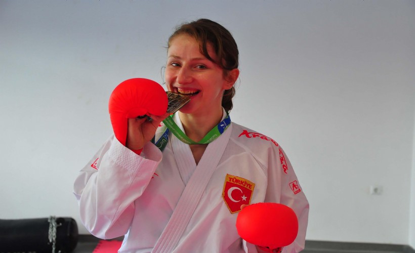 Dünya şampiyonu karatecinin azim dolu yaşam öyküsü