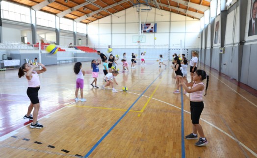 Efes Selçuk'ta yaz okulları kayıtları başladı