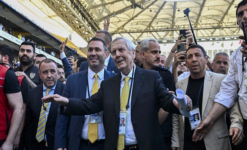 Fenerbahçe'de Aziz Yıldırım yeniden başkan seçildi