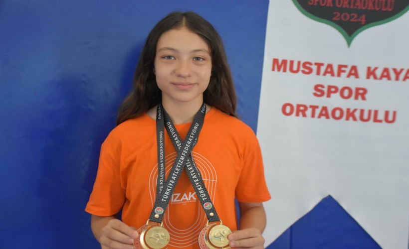 İki saliseyle kaçırdığı şampiyonluğu, bu kez çifte altın madalyayla taçlandırdı