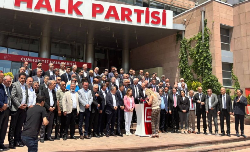 CHP'li il başkanları tarih vererek seslendi: 'Önce kurultay, sonra iktidar'