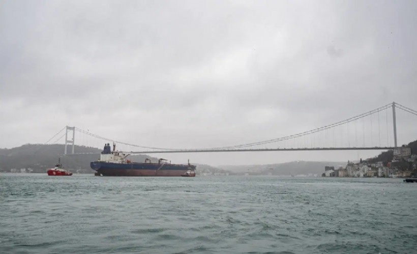 İstanbul Boğazı gemi geçişine kapatıldı
