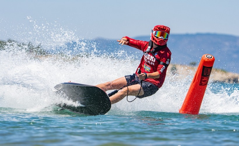 İzeltaş Dünya Motosurf Şampiyonası ilk gün etap yarışları sona erdi