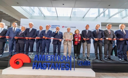 İzmir Amerikan Hastanesi hizmete açıldı