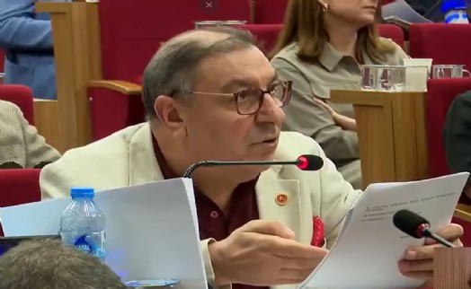 İzmir Büyükşehir Belediye Meclisi’nde 'tehdit' tartışması: AK Partili Boztepe’nin sözleri gündem oldu