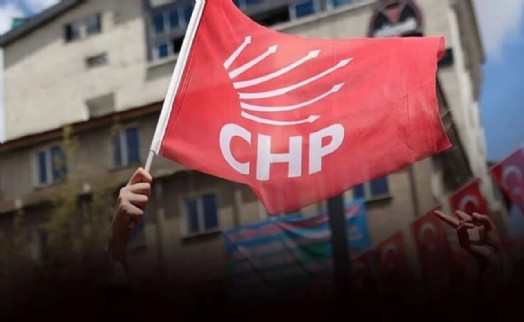 İzmirli ilçe başkanlarından genel merkeze rest: 'Seçilmiş il başkanımızın yanındayız'