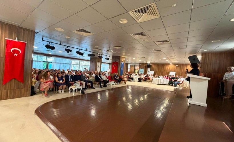 İzmir’in evde bakım modeli masaya yatırıldı: On binlerce yurttaşa evinde şifa