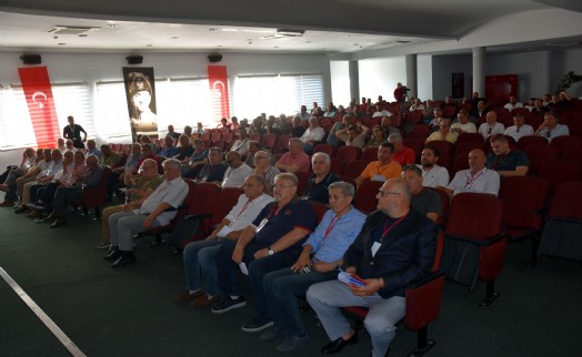 Karşıyaka'da başkanlık düğümü çözülmedi
