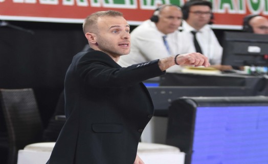 Karşıyaka'nın eski çalıştırıcısı Kipaş İstiklalspor'la anlaştı