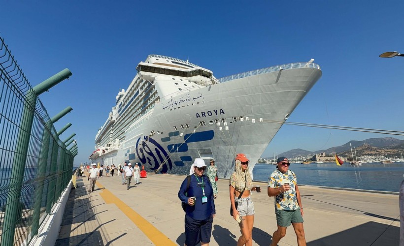 Kruvaziyerle Bodrum'da 2 bin 671 turist geldi
