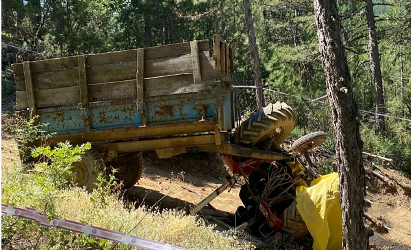 Kütahya’da traktör devrildi: 1 kişi hayatını kaybetti!