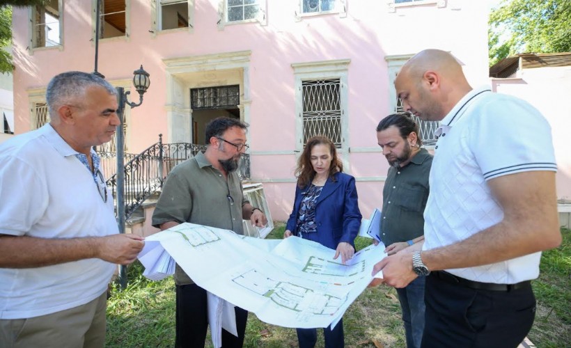 Latife Hanım Köşkü’nde restorasyon devam ediyor:  Başkan Ünsal’dan yerinde inceleme