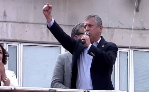 Özgür Özel Lüleburgaz'dan seslendi: 'Meydana kim hakimse eninde sonunda o kazanır'