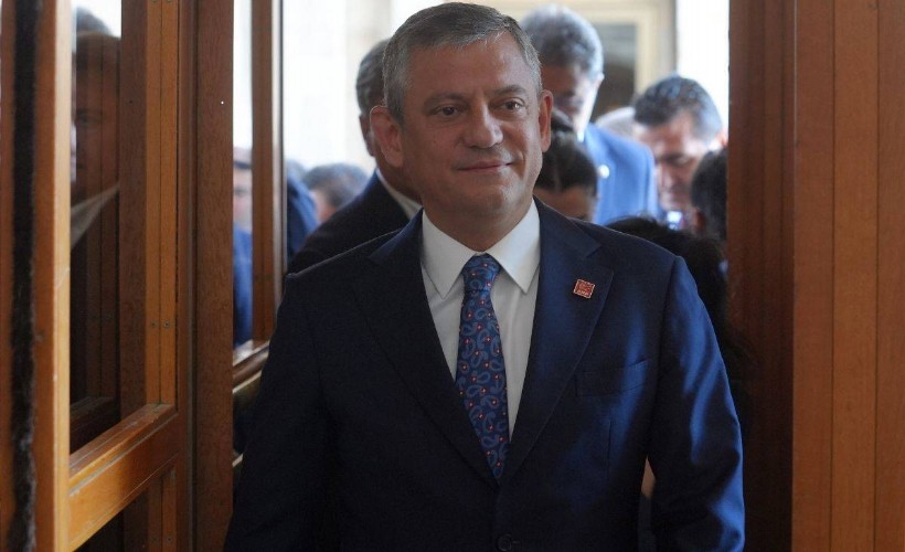 Özgür Özel'den grup toplantısı kararı