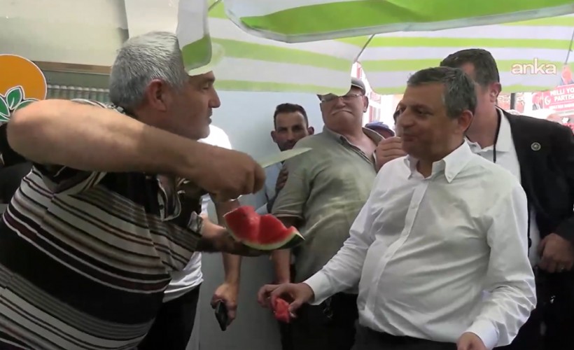 Özgür Özel’in koruması soğuk terler döktü: Karpuzcuyla zor anlar!