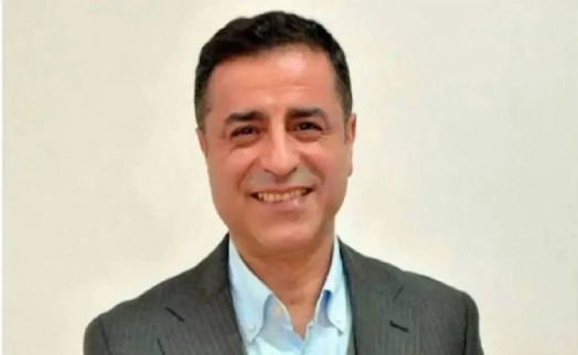 Selahattin Demirtaş'tan Deniz Göktaş tepkisi: Bırakın da gençler korkmadan gülsün bari