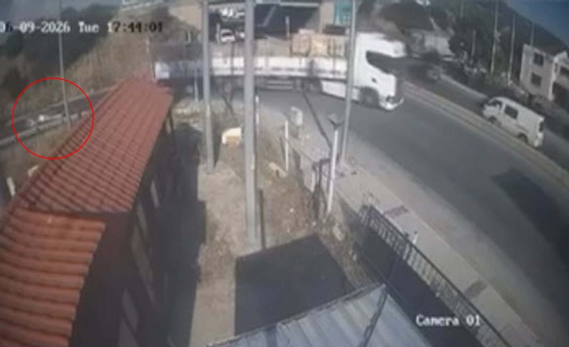 TIR'a arkadan çarpan sürücü hayatını kaybetti!