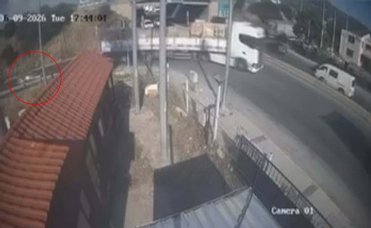 TIR'a arkadan çarpan sürücü hayatını kaybetti!